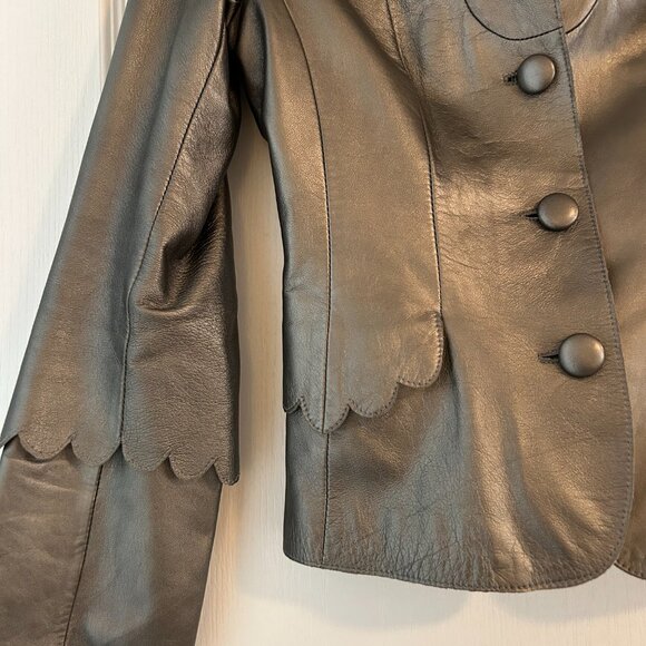 Danier Genuine Leather Blazer – Silver Taupe | Size P (0-2) - Picture 6 of 7